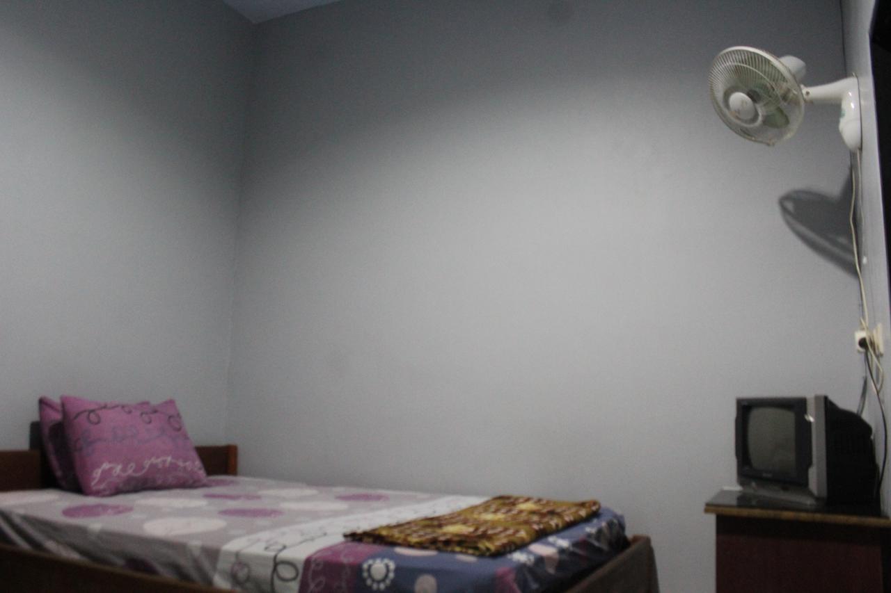 Penginapan Artha Praya Ngoại thất bức ảnh