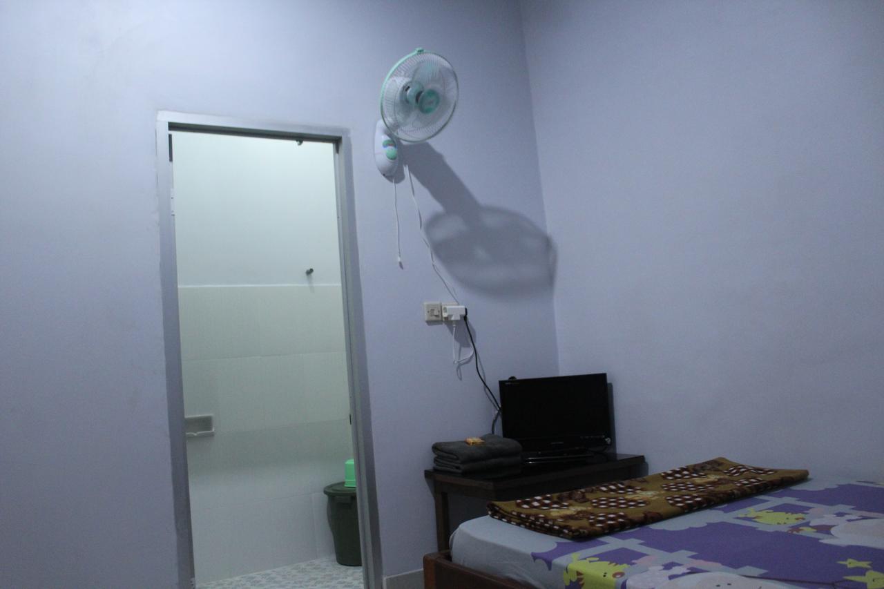Penginapan Artha Praya Ngoại thất bức ảnh