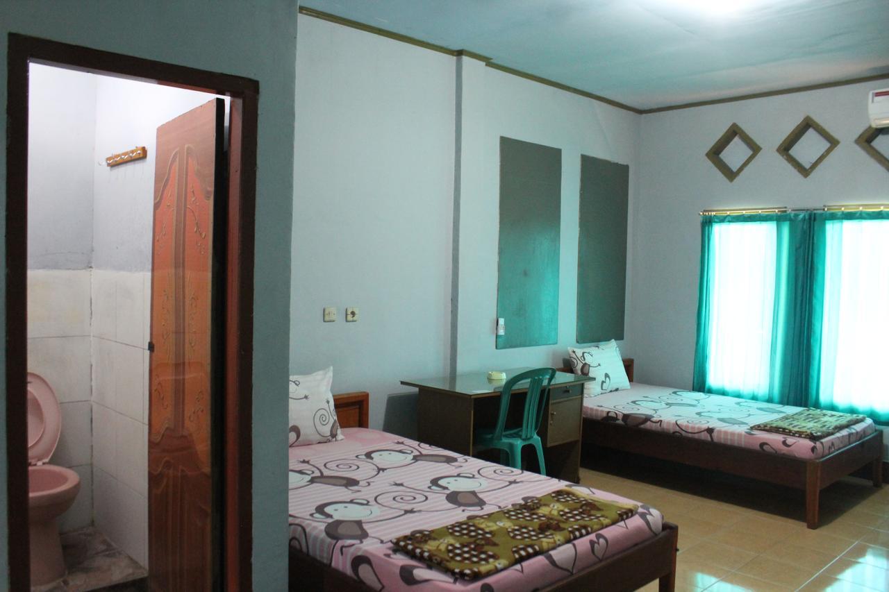 Penginapan Artha Praya Ngoại thất bức ảnh