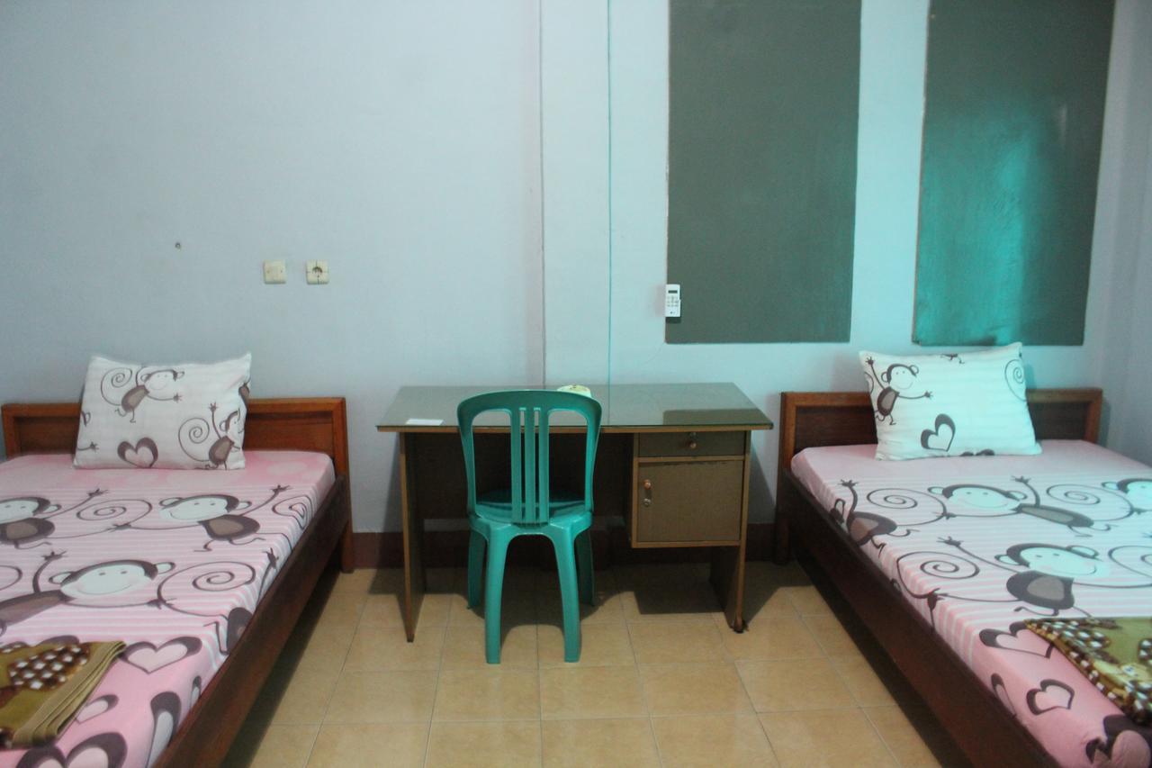 Penginapan Artha Praya Ngoại thất bức ảnh
